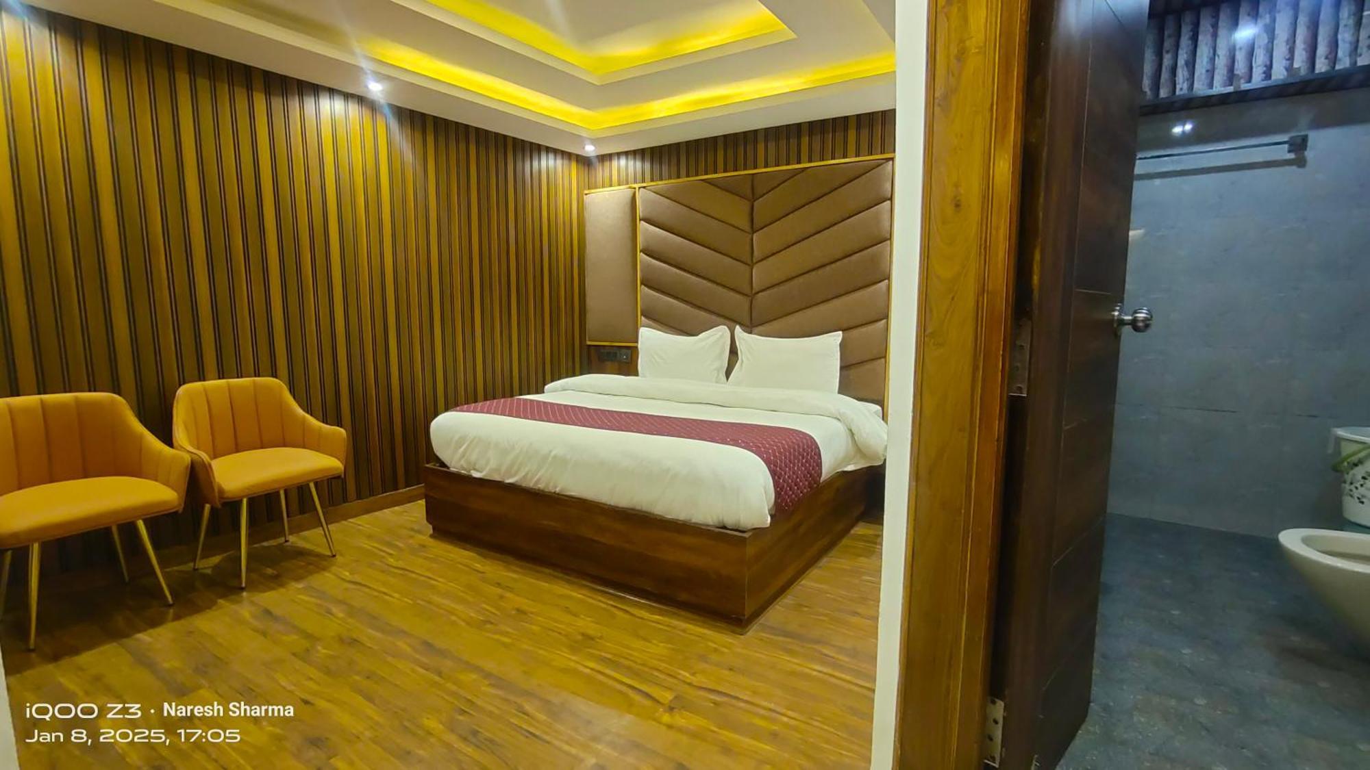 Mountain Zest- Simla Royale Near Mall Road Free Pickup From Railway Station Simla מראה חיצוני תמונה