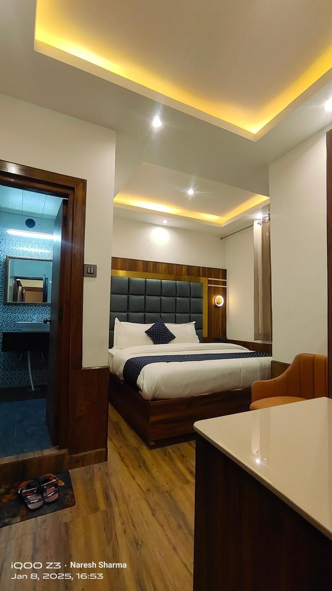 Mountain Zest- Simla Royale Near Mall Road Free Pickup From Railway Station Simla מראה חיצוני תמונה